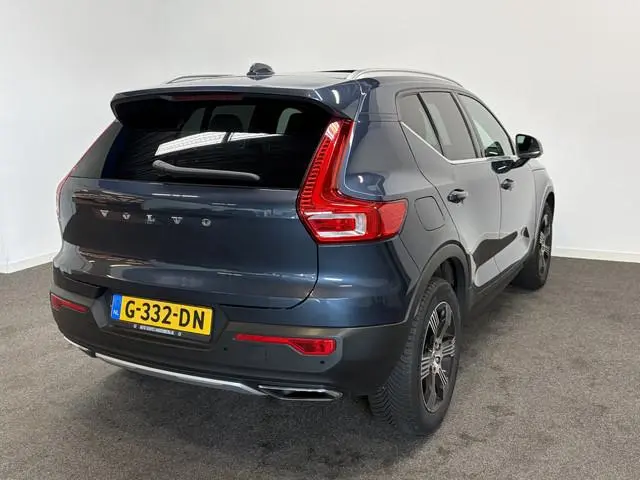 Volvo XC40 1.5 T3 163pk AUT Inscription Sunroof/ Leer/ Stoelverw./ Camera/ Donker glas