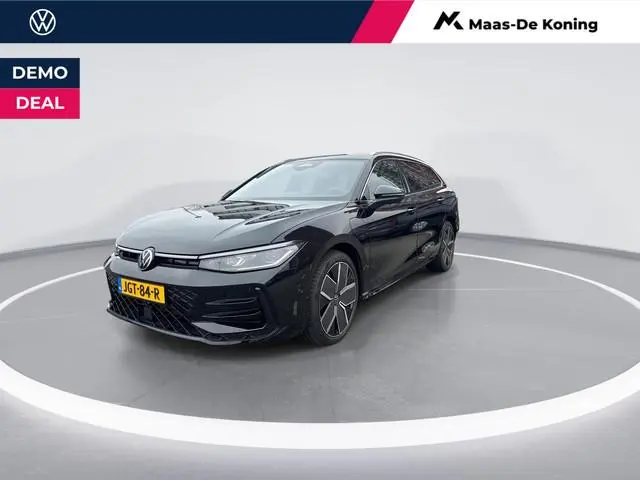 Volkswagen Passat Variant R-Line Edition 1.5 eHybrid 204 pk 6 versn. DSG · Multimedia pakket plus ·...