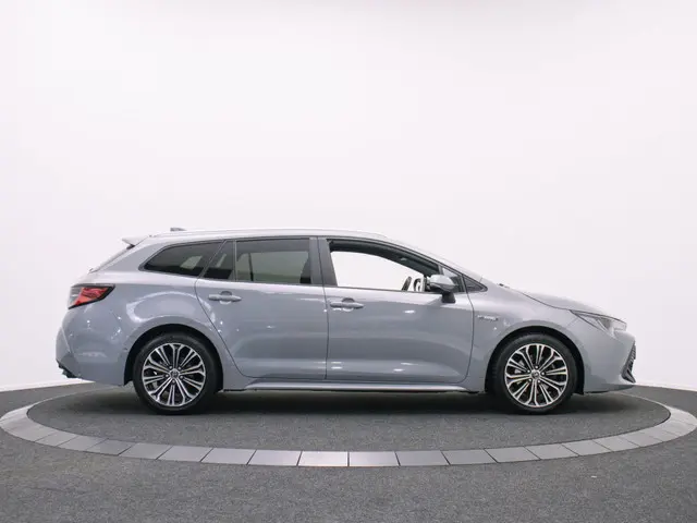 Toyota Corolla Touring Sports