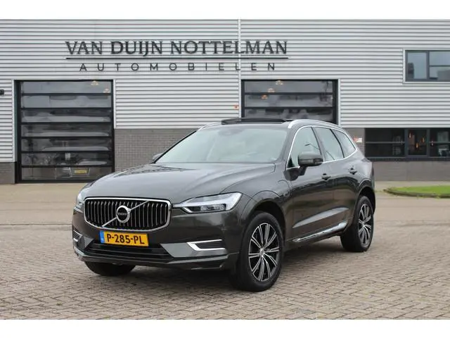 Volvo XC60 2.0 T8 Twin Engine AWD Inscription / HUD / Panoramadak
