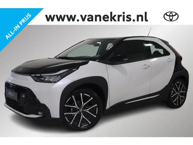Toyota Aygo X Hybrid 115 GR Sport, JBL, Stoelverwarming, Sensoren, Apple Carplay/Android Auto, Inrui...
