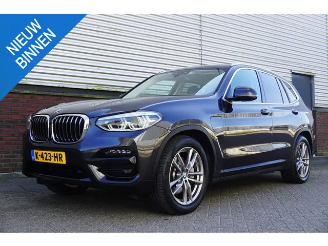 BMW X3 xDrive30e eDrive/Leer/Sporstoelen/Dealeronderhoud/ SOH 92%/Harman-Kardon.