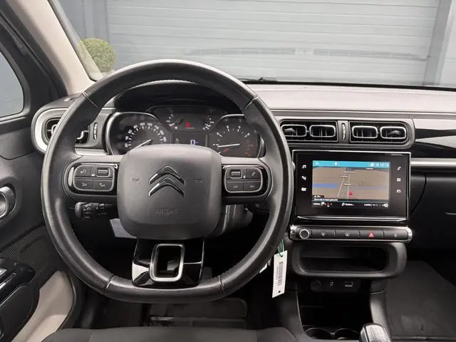 Citroen C3 1.2 PureTech S&S Shine Navi,Camera,110pk,Recent beurt gahd,Pdc,D-riem vv in 2024,Clima,Cr...