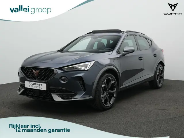 CUPRA Formentor 1.4 e-Hybrid 204 pk | Panoramadak | Matrix LED | Achteruitrijcamera | Navigatie | Ad...
