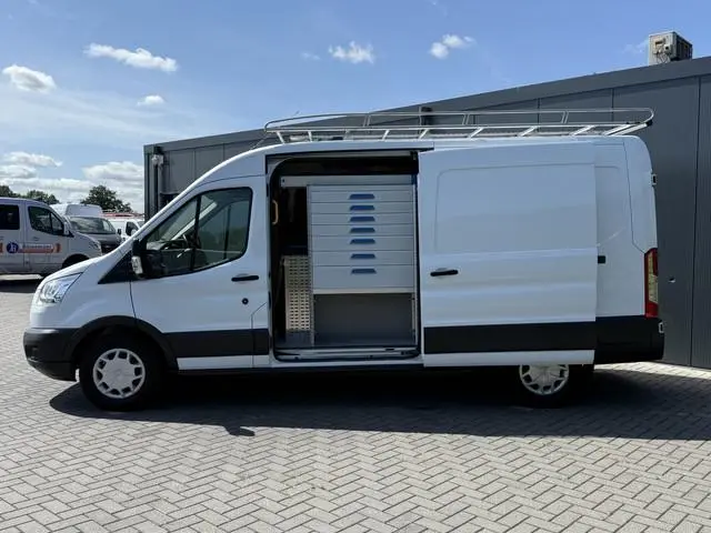 Ford Transit 350 2.0 TDCI 130 PK / L3H2 / 2x SCHUIFDEUR / SORTIMO INRICHTING / IMPERIAAL / 2.8 TONS...