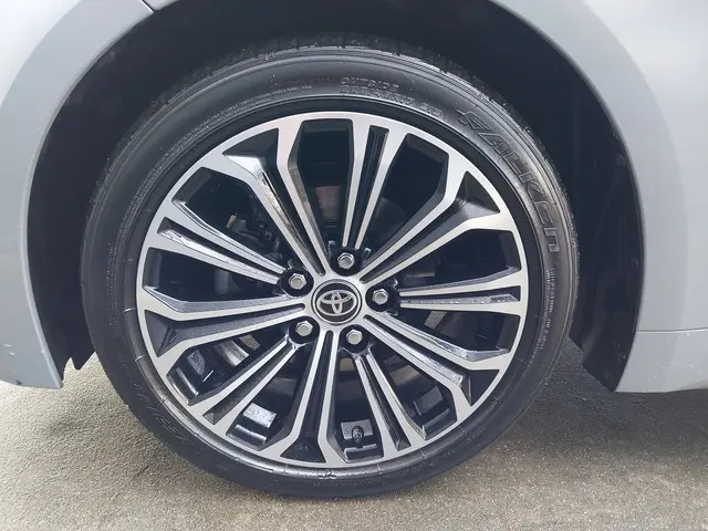 Toyota Corolla Touring Sports