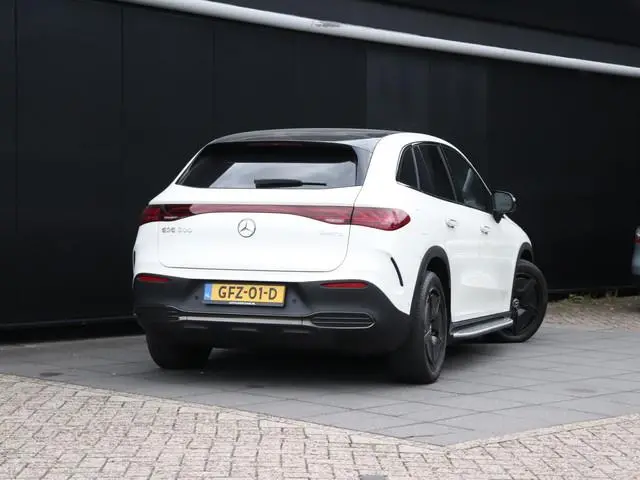 Mercedes-Benz EQE SUV 500 4Matic AMG Line 91 kWh | LEDER | HYPERSCREEN| BURMESTER | PANO-DAK | 360°...