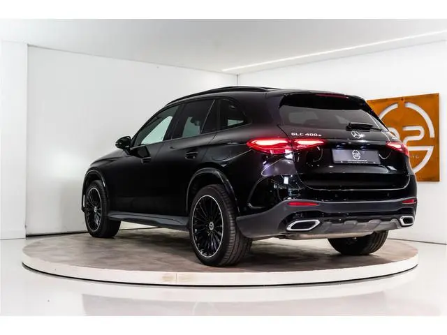 Mercedes-Benz GLC-klasse 400e 4MATIC AMG 381PK | Pano | Sfeer | Burmester | ACC | 12 MND Garantie