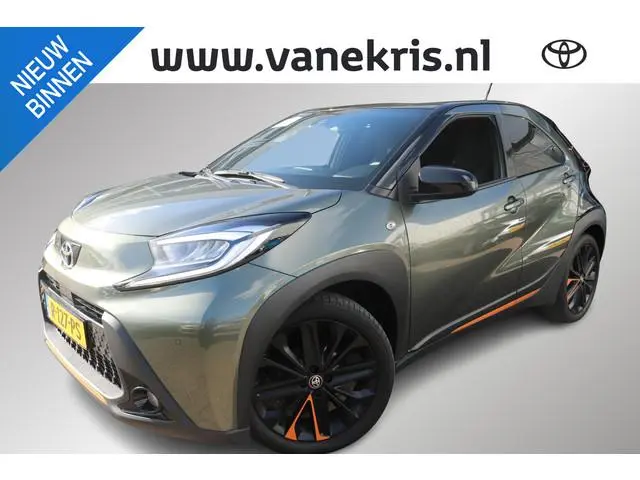 Toyota Aygo X 1.0 VVT-i Limited Achteruitrij Camera, JBL Audio, stoelverwarming, apple & android aut...