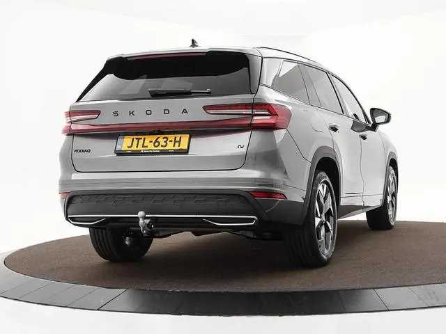 Skoda Kodiaq 1.5 TSI 204pk DSG PHEV Sportline Business · Wegklapbare Trekhaak · Camera · Elek. Bestu...