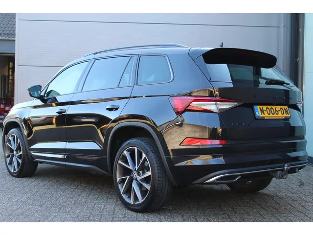 ŠKODA Kodiaq 1.5 TSI Sportline Business | Elec. trekhaak | Memory | Adaptieve cruise control | Canto...