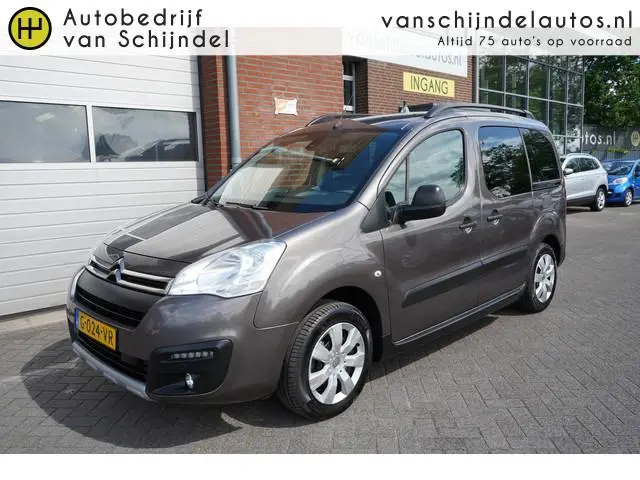 Citroën Berlingo 1.2 PureTech XTR 2X SCHUIFDEUR - 5 PERSOONS CAMERA - TREKHAAK - PARKEERSENSOREN - N...