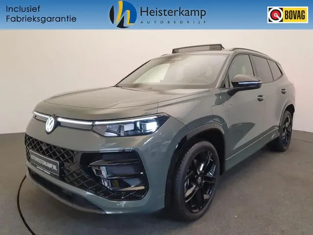 Volkswagen Tayron 1.5 eHybrid 272pk DSG/AUT R-Line Wegklapbare trekhaak, Panoramadak, Harman/Kardon,...