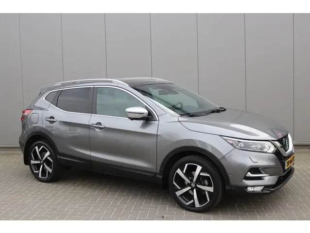 Nissan Qashqai 1.2DIG-T 116PK Automaat Tekna+ Navigatie/Camera/Panoramadak/Trekhaak/Memory-stoel