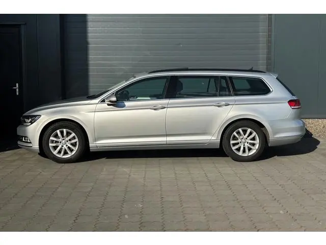 Volkswagen Passat Variant 1.4 TSI ACT Comfort Line LED PANO LEER