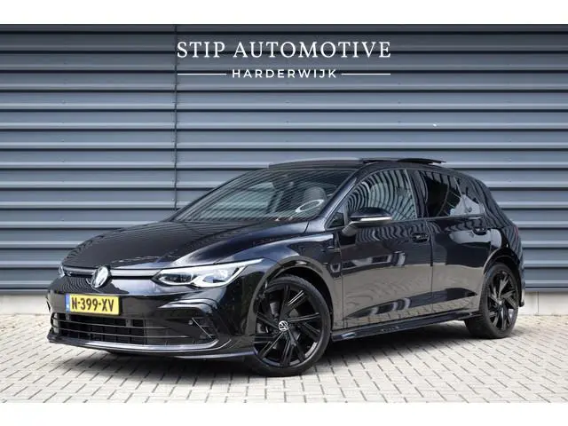 Volkswagen Golf 1.5 eTSI R-Line | Pano | Harman/Kardon | Matrix LED | ACC | Sfeerverlichting | Stuur...