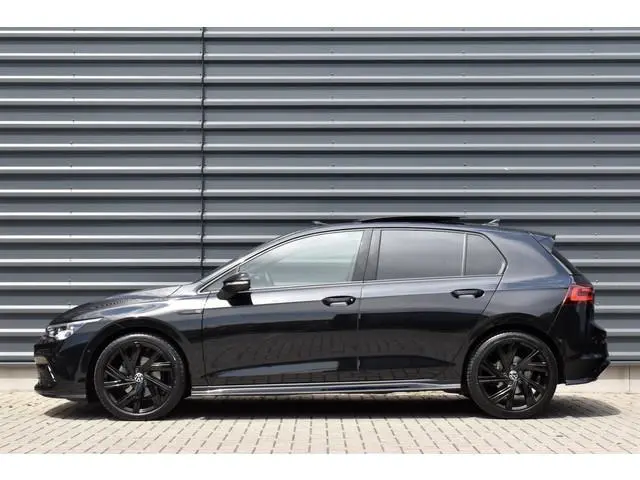 Volkswagen Golf 1.5 eTSI R-Line | Pano | Harman/Kardon | Matrix LED | ACC | Sfeerverlichting | Stuur...