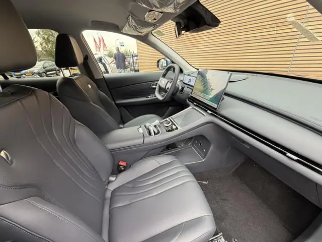 Geely Starray EM-i
