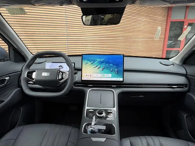 Geely Starray EM-i 1.5 Pro 360* Camera / Leer / Lm Velgen / Cruise Adaptief