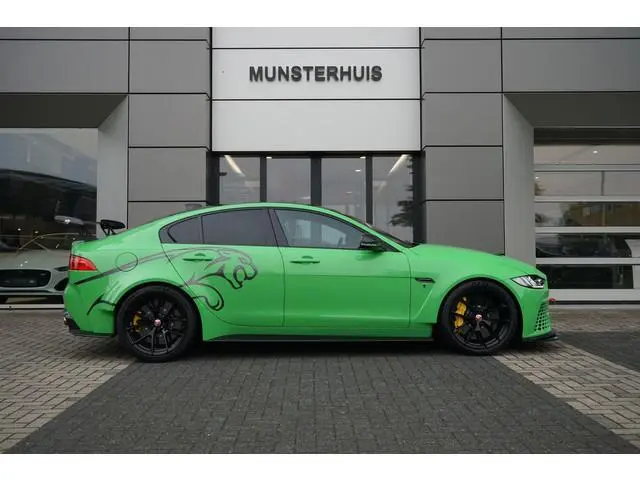 Jaguar XE