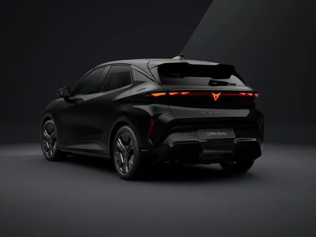 CUPRA Raval Business 56 kWh 211PK | Adaptive cruise Control | Side Assist | Climate Control | Keyles...