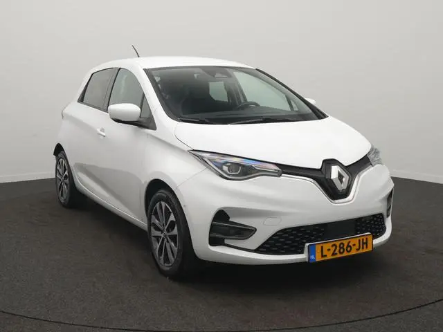 Renault ZOE R135 Intens 52 kWh - RIJKLAARPRIJS - Achteruitrijcamera - Stoel- en Stuurverwarming!