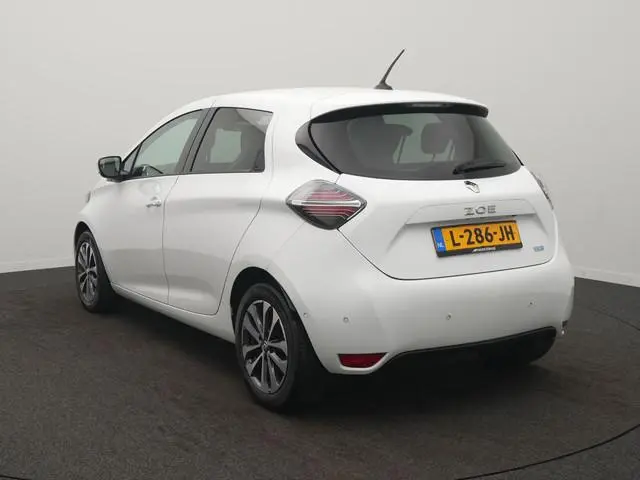Renault ZOE R135 Intens 52 kWh - RIJKLAARPRIJS - Achteruitrijcamera - Stoel- en Stuurverwarming!