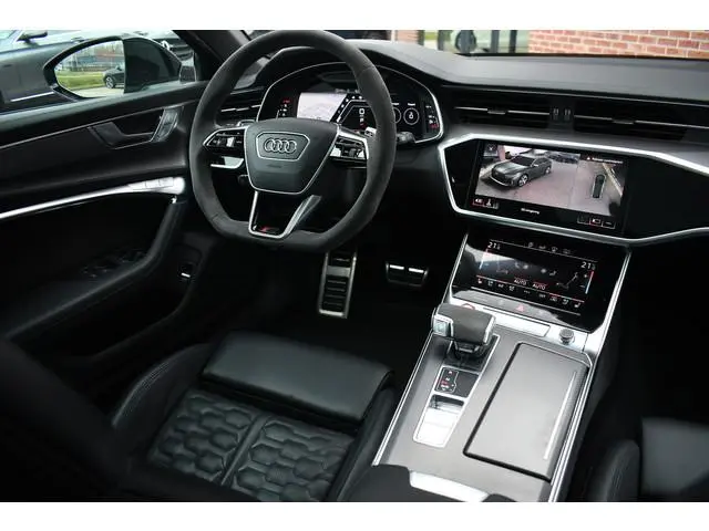 Audi RS6 Avant 4.0 TFSI quattro Nardo Dyn-Plus Pano Sportuitl 4WS HUD ACC 22" Design-pack