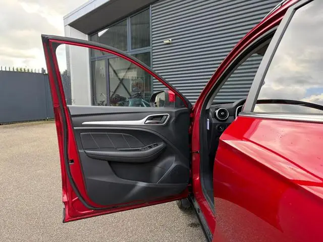 MG ZS EV