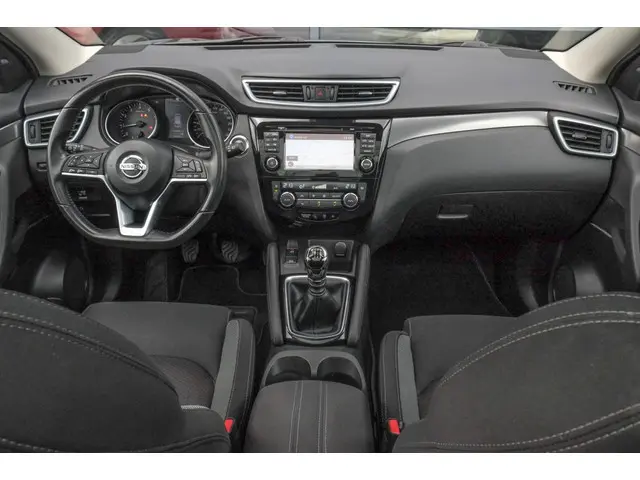 Nissan Qashqai 1.2 Tekna Panoramadak, Trekhaak, 360° camera