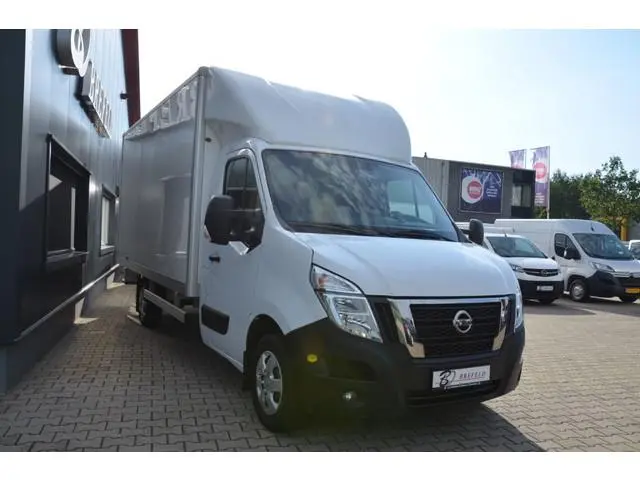 Nissan Interstar