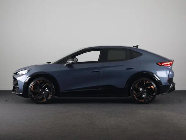 CUPRA Tavascan Adrenaline 82 kWh 286PK | 21 inch | Panoramadak | Matrix Koplampen | Elektrisch Verst...