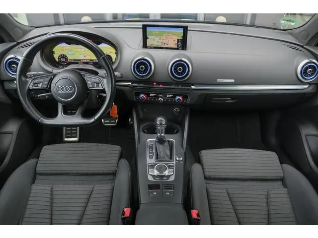 Audi A3 Sportback 1.4 TFSI 150pk S-line Virtual cockpit Sportstoelen Full led 18" LMV Stoelverwarmin...