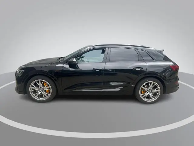 Audi e-tron 55 quattro 408pk S edition · Panoramadak · Luchtvering · 360 Camera · Apple/Android Car...
