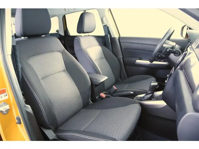 Suzuki Vitara 1.5 Hybrid Select *1ste Eigenaar*Navigatie*Stoelverwarming*Camera*