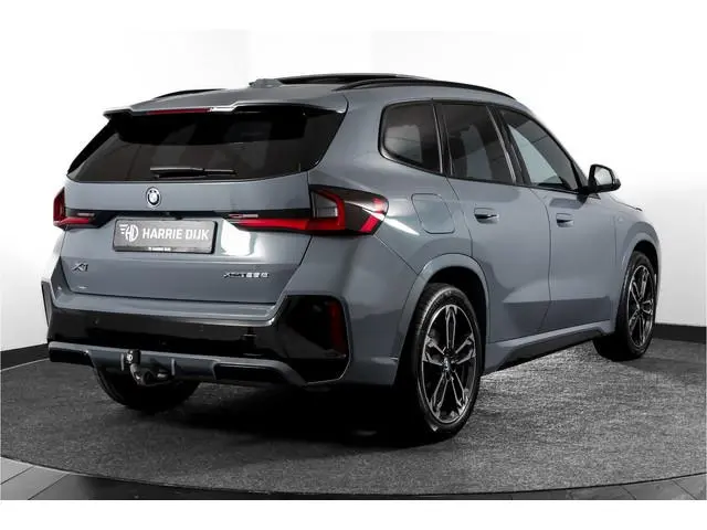 BMW X1 xDrive25e 245 PK | M-Sport | Premium Pack | S/K-Panodak | Elek. Trekhaak | Dig. Cockpit | Cru...
