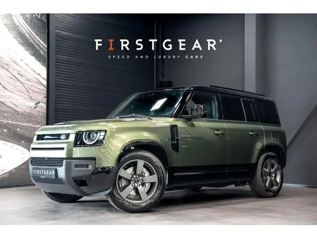 Land Rover Defender 110 2.0 P300e 110 X-Dynamic SE *Meridian / Luchtvering / Panorama / Memory / Sur...