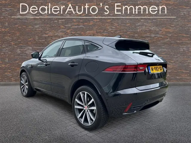 Jaguar E-Pace 1.5 P300e AWD R-DHSE PANODAK 20"LMV NAVIGATIE LEDER