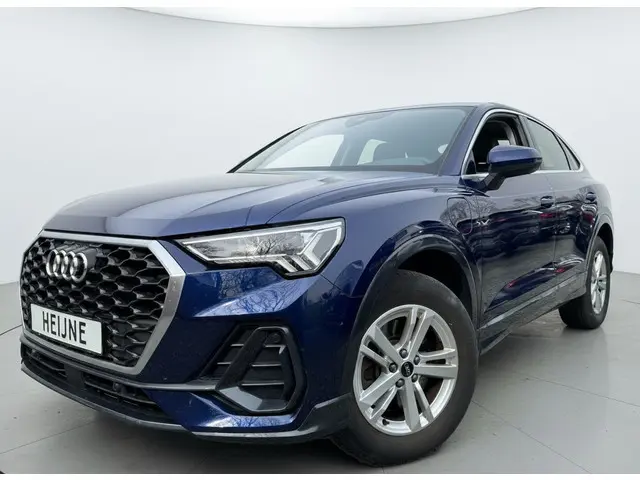 Audi Q3 Sportback 45 TFSI e 245PK BUSINESS EDITION CARPLAY/ACC/STUURVERW. WORDT VERWACHT!