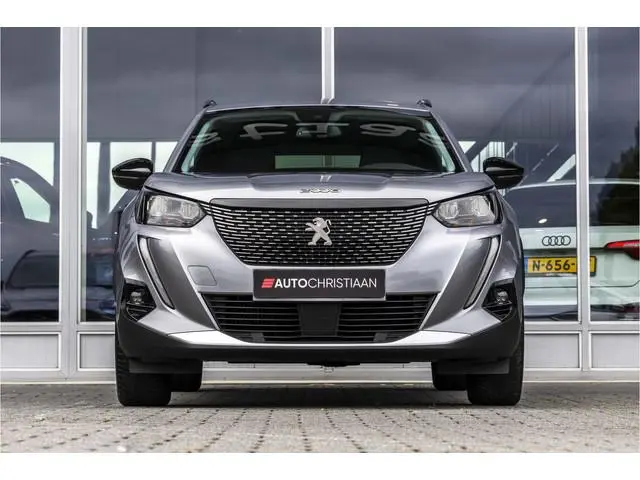 Peugeot 2008 1.2 PureTech Allure Pack | Camera | Trekhaak | LED