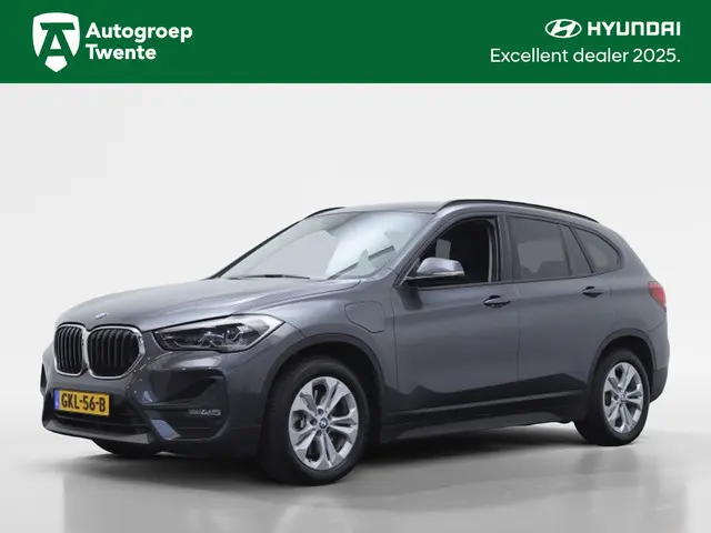 Bmw X1 xDrive25e Business Advantage | LED | Navigatie |