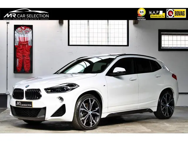 BMW X2 sDrive20i High Executive Edition M Sport | 20" | Apple Car Play | Panoramadak | Dealer onderh...