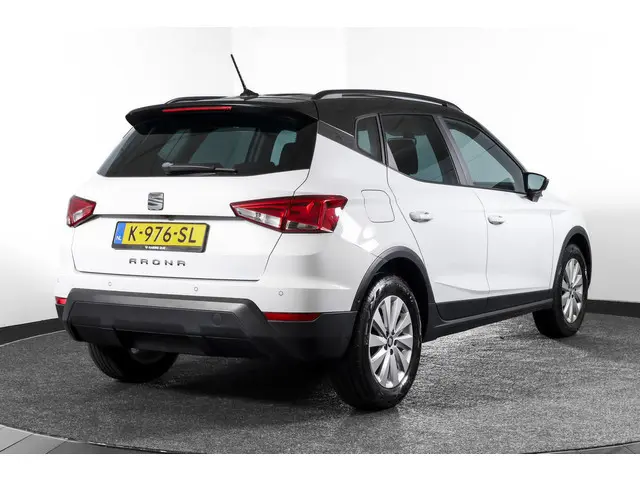 SEAT Arona 1.0 TSI 95 PK Style Business Intense Orig. NL | Adapt. Cruise | PDC | Camera | NAV + App....