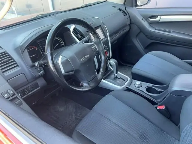 Isuzu D-Max