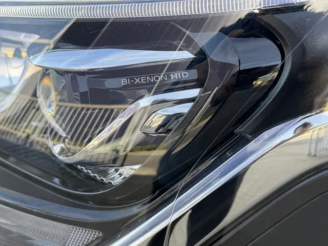 Ford E-Transit 350 L2H2 270PK Trend 68 kWh 317 KM WLTP CarPlay/cruisecontrol/stoelverwarming