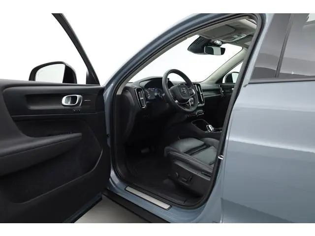 Volvo XC40 1.5 T5 Plug-in hybrid Ultimate Dark | SOH 95.4% | Pano | Bliss | Stoel-Stuurverw. | Memor...