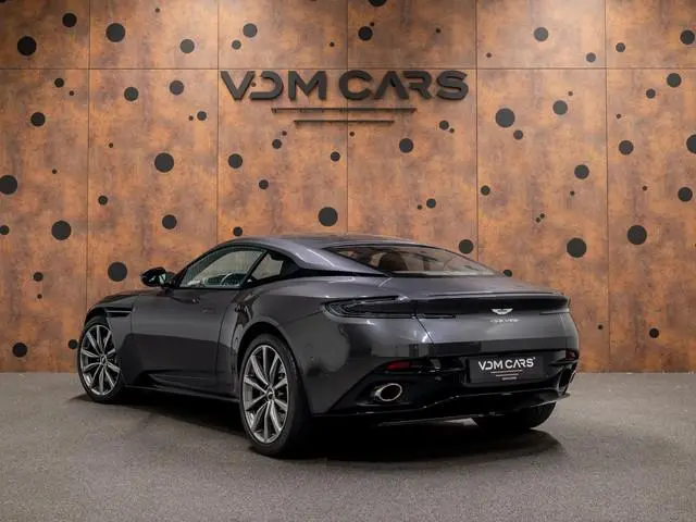 Aston Martin DB11 4.0 V8 | 9.564 km | ONDERHOUD | B&O |  360° | Memory |