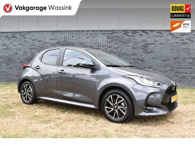 Toyota Yaris 1.5 Hybrid Dynamic Navigatie btw auto