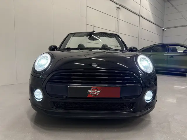MINI Cooper Cabrio