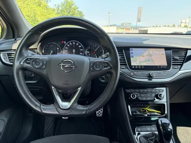 Opel Astra Sports Tourer 1.2 Ultimate 146pk,Camera,Keyless,Carplay,6 Bak,Afn Trekhaak,Stoelverw,Lm v...